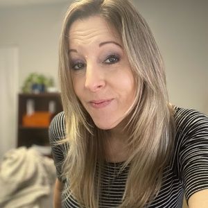 Meet your Posher, Emmy Lu